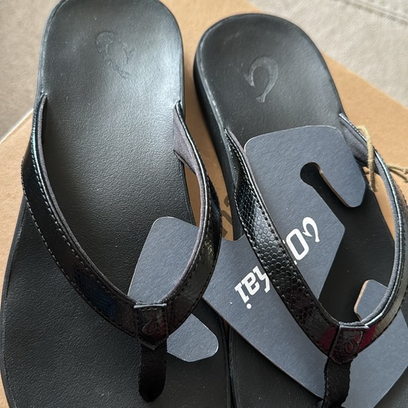 Olukai Sandals - Picture 3 of 7